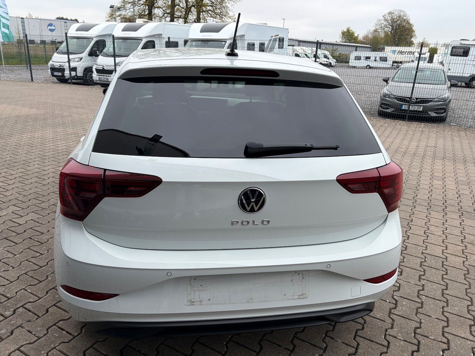 Fahrzeugabbildung Volkswagen Polo VI 1.0 TSI Goal Autom.  Navi Shz