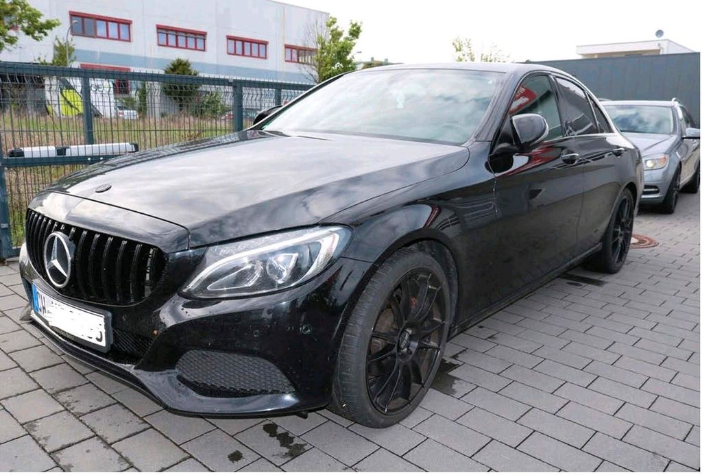 Image of Mercedes-Benz C 200