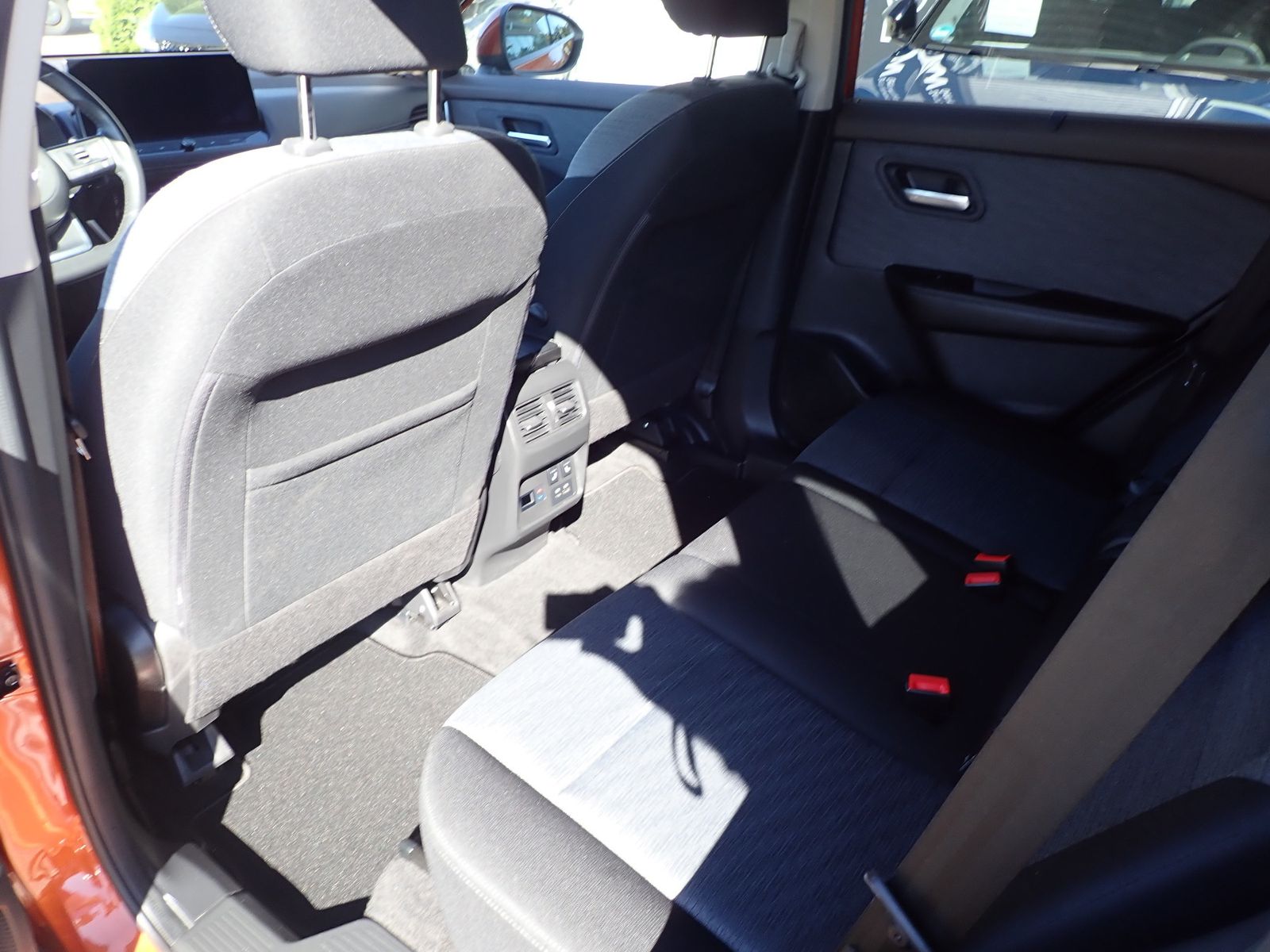 Fahrzeugabbildung Nissan X-Trail N-Connecta/GJR/NAVI/KAMERA