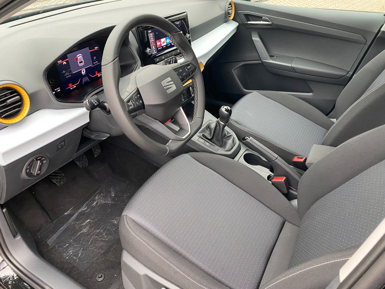 Fahrzeugabbildung SEAT Ibiza Style Plus 1,0 TSI *Sitzhz. *PDC *Full-Lk.