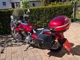 Honda VT 750 C2 RC53 Top Zustand von Rentner rot - HONDA HAMBURG
