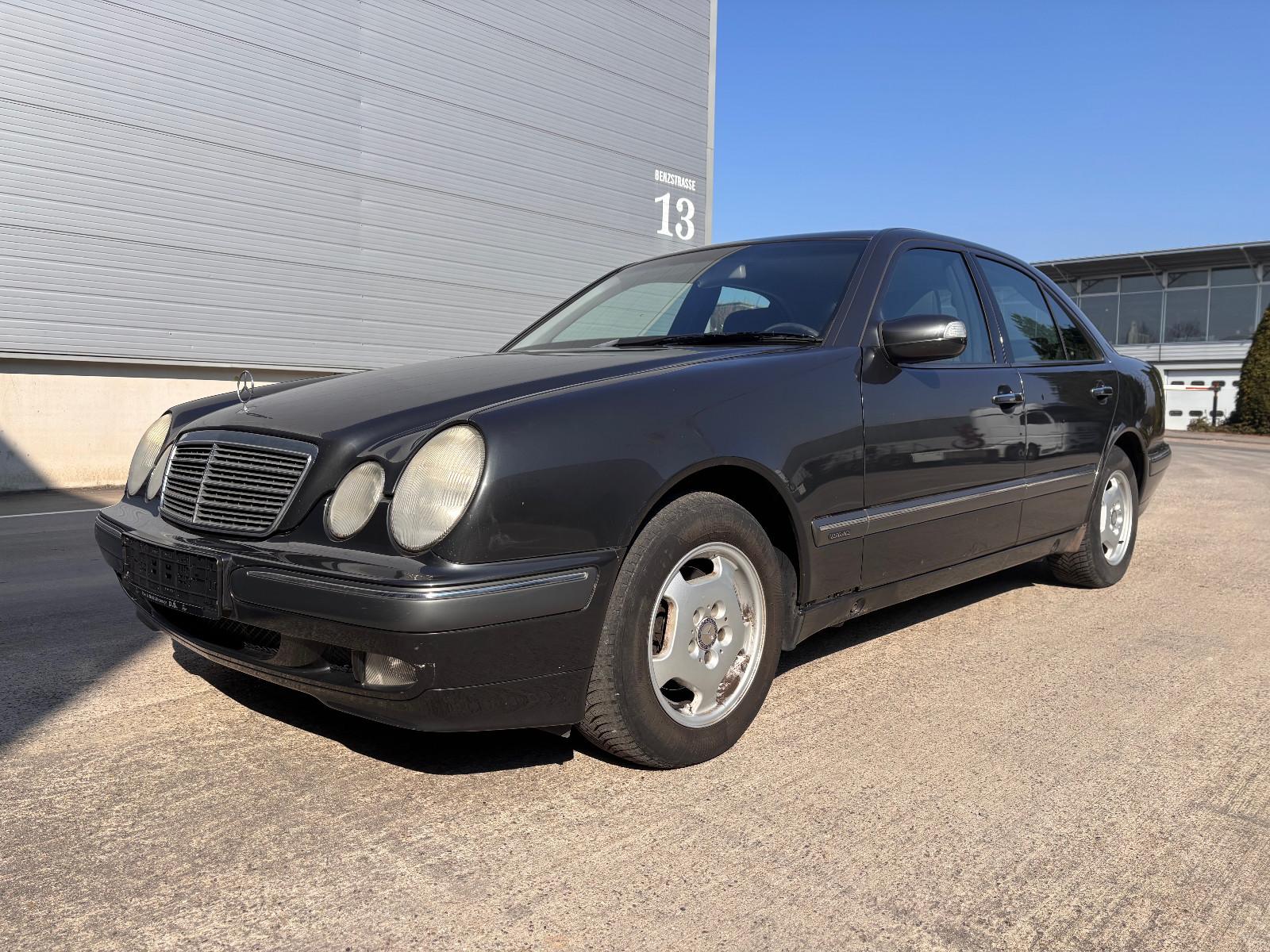 Mercedes-Benz E 200 CDI ELEGANCE
