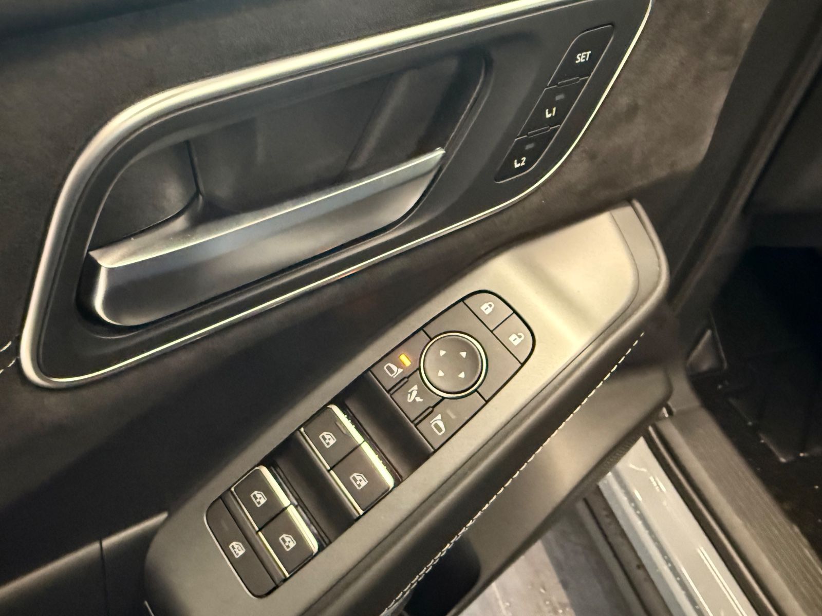 Fahrzeugabbildung Nissan N-Design e-Power 360° Kamera, Leder / Alcantara