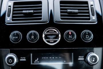 2012 Aston Martin V8 VANTAGE 缩略图 23