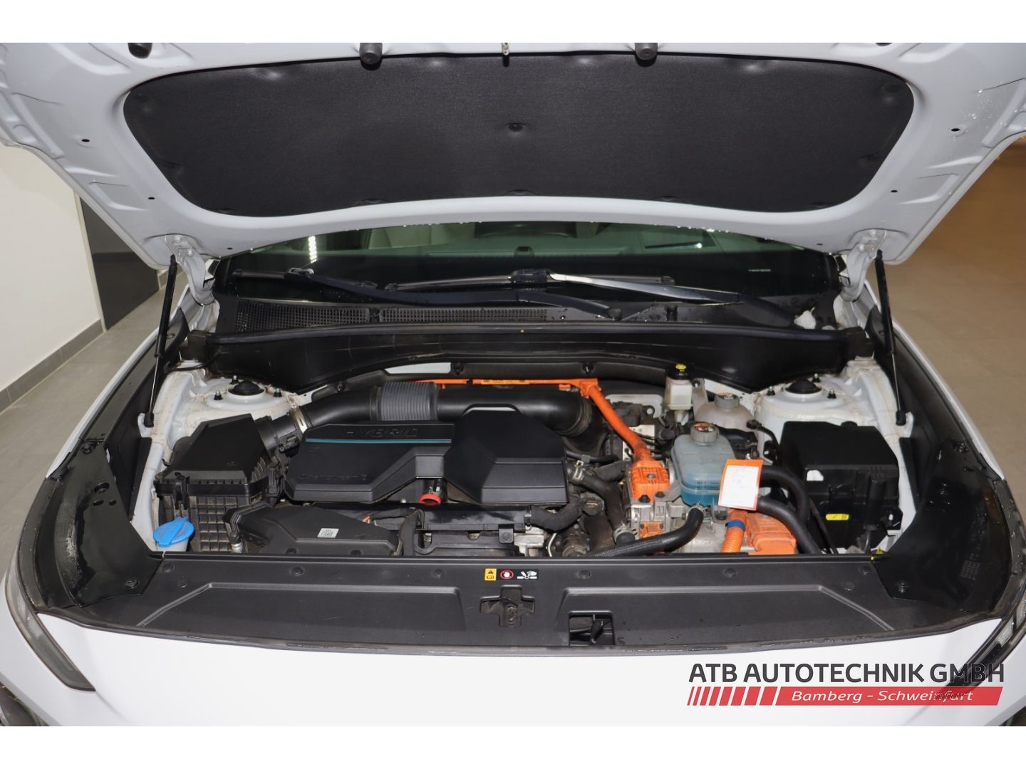 Fahrzeugabbildung Hyundai SANTA FE Signature 1.6l PHEV 4WD 97,4% SOH AHK-a