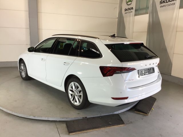 Fahrzeugabbildung Skoda Octavia Combi 1.5 TSI Style DSG/Navi/LED/SHZ