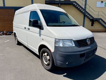 Volkswagen T5 Transporter - 1