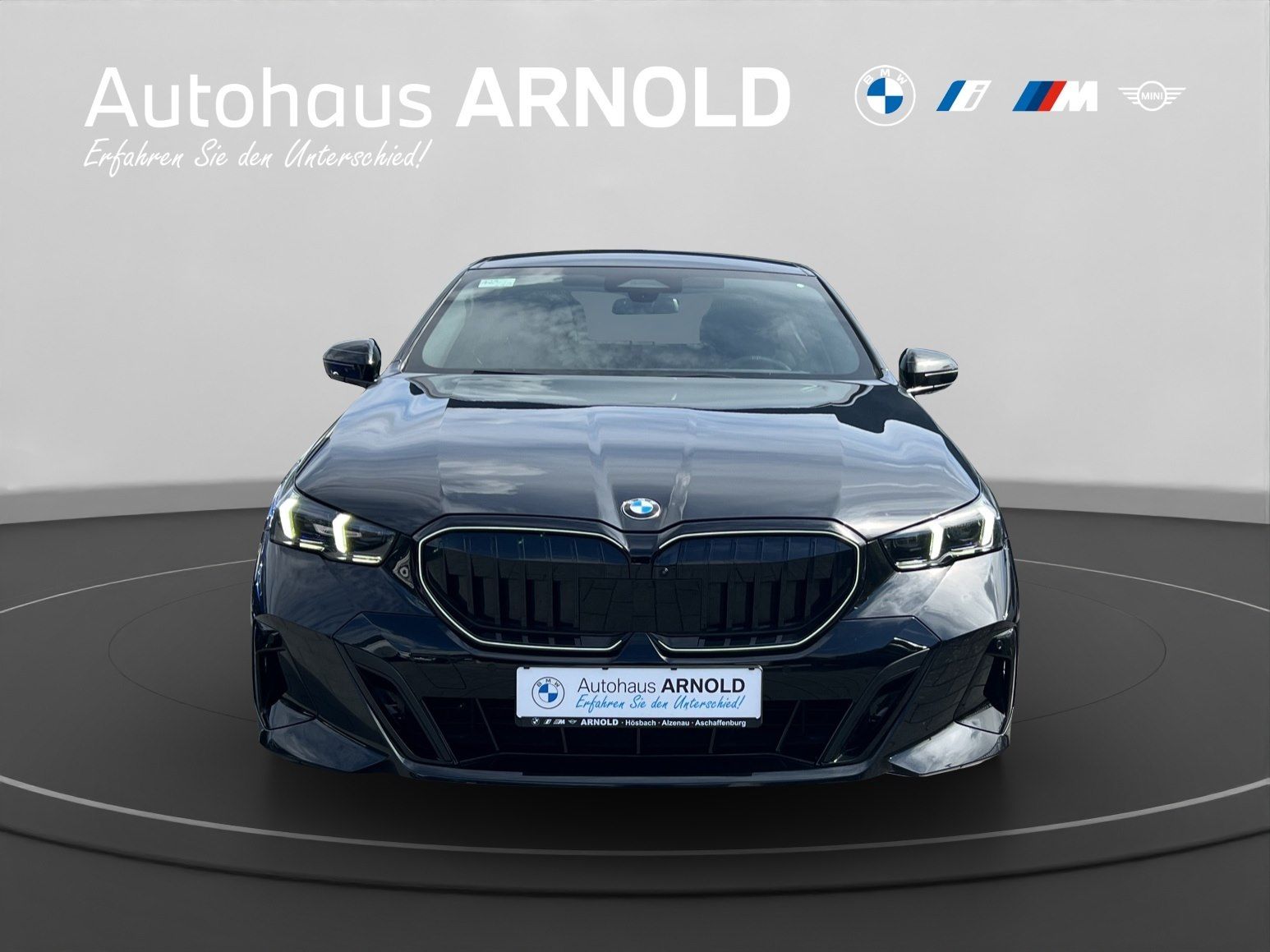 BMW 520d xDrive Limousine M Sportpaket Driving Assis foto 2