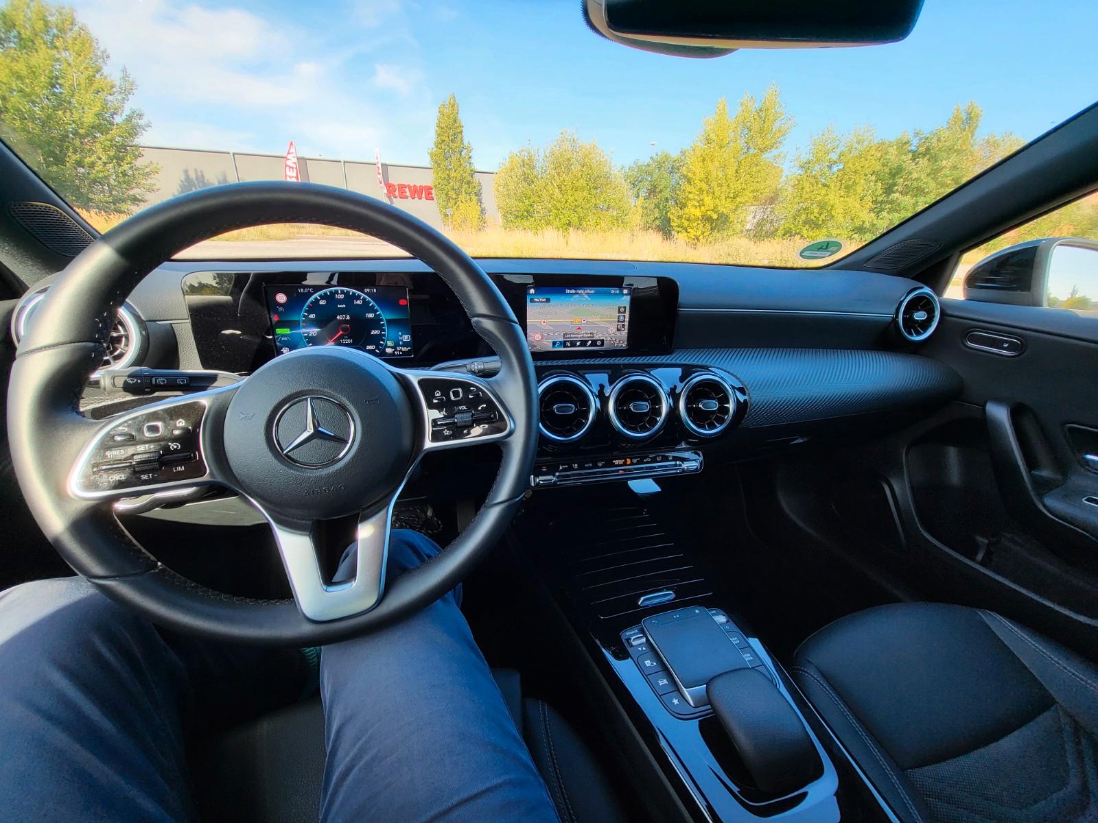 Mercedes-Benz A 250 e DCT Progressive