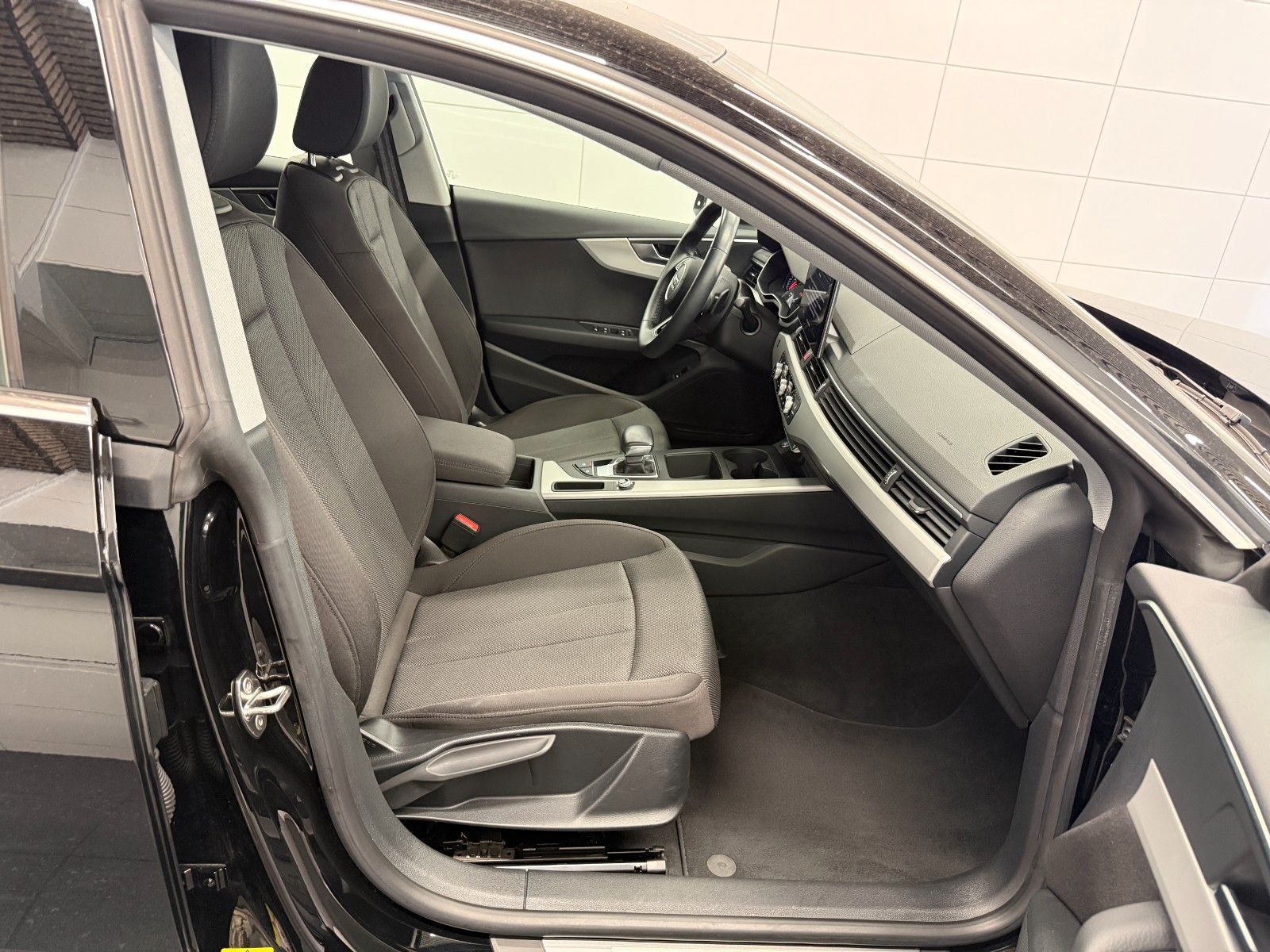 Audi A5 Sportback 35 TFSI 2.0 S-tronic/LED/Navi/Apple foto 11