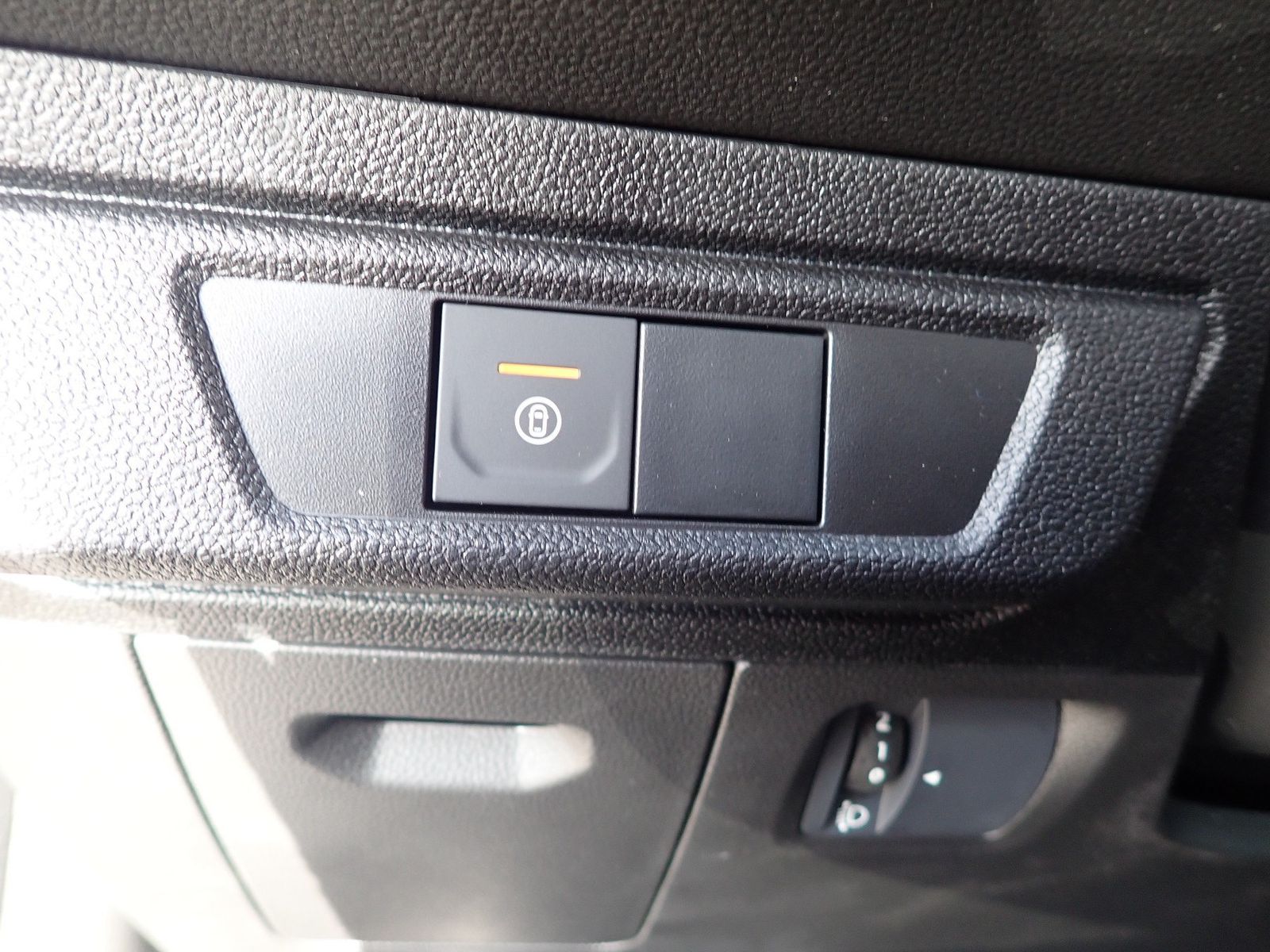 Fahrzeugabbildung Dacia Sandero Stepway Expression TCe 110