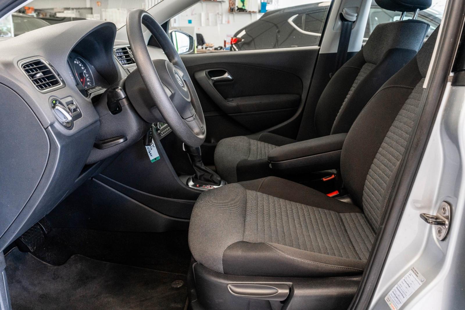 Volkswagen Polo V Comfortline 1.4 Automatik NUR 22.300 km