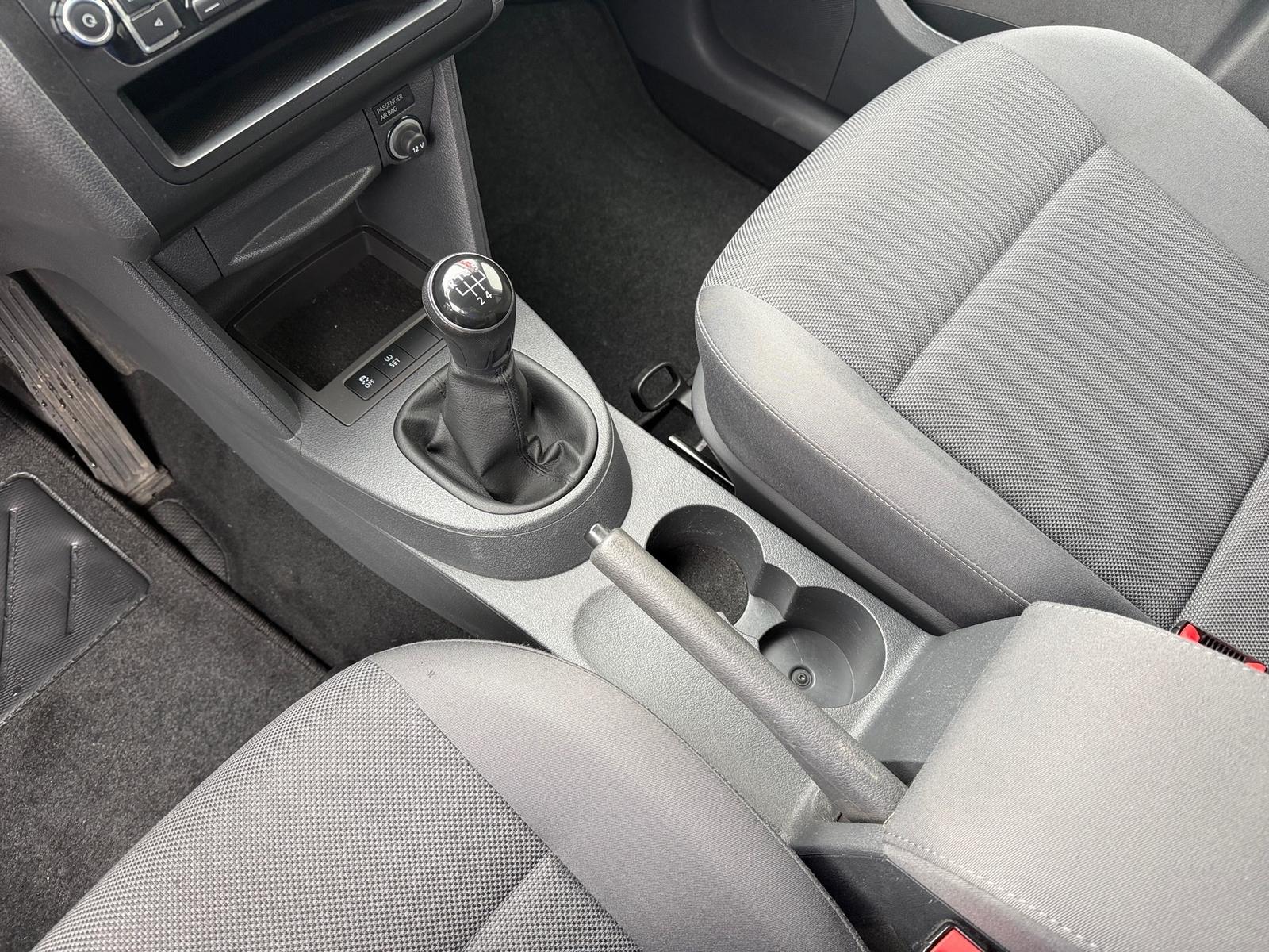 Volkswagen Caddy Kasten/Kombi 1.6 TDI BMT Klima AHK