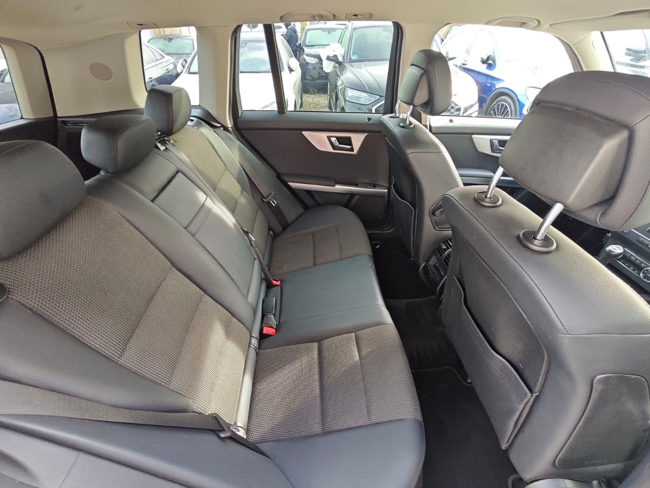 Mercedes-Benz GLK220 2010 — photo 14