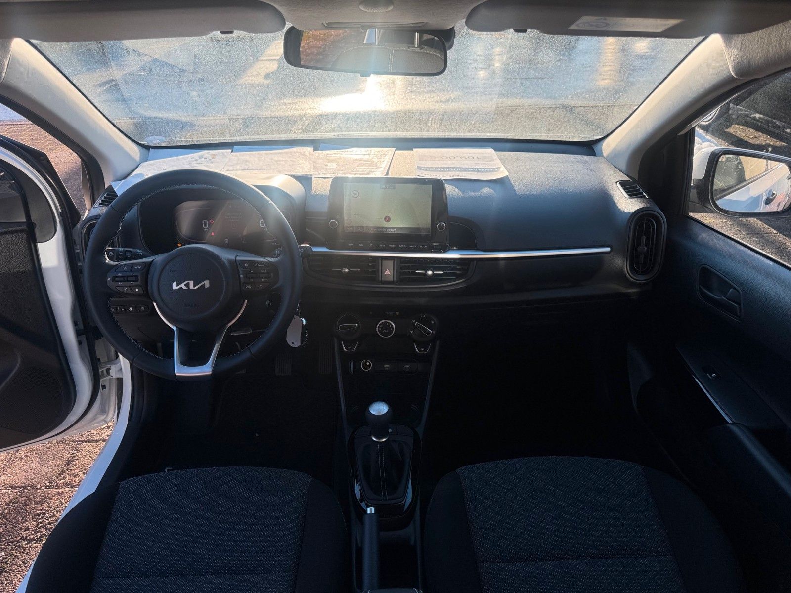 Fahrzeugabbildung Kia Picanto Navi PDC Kamera KLIMA Spurhalteassi