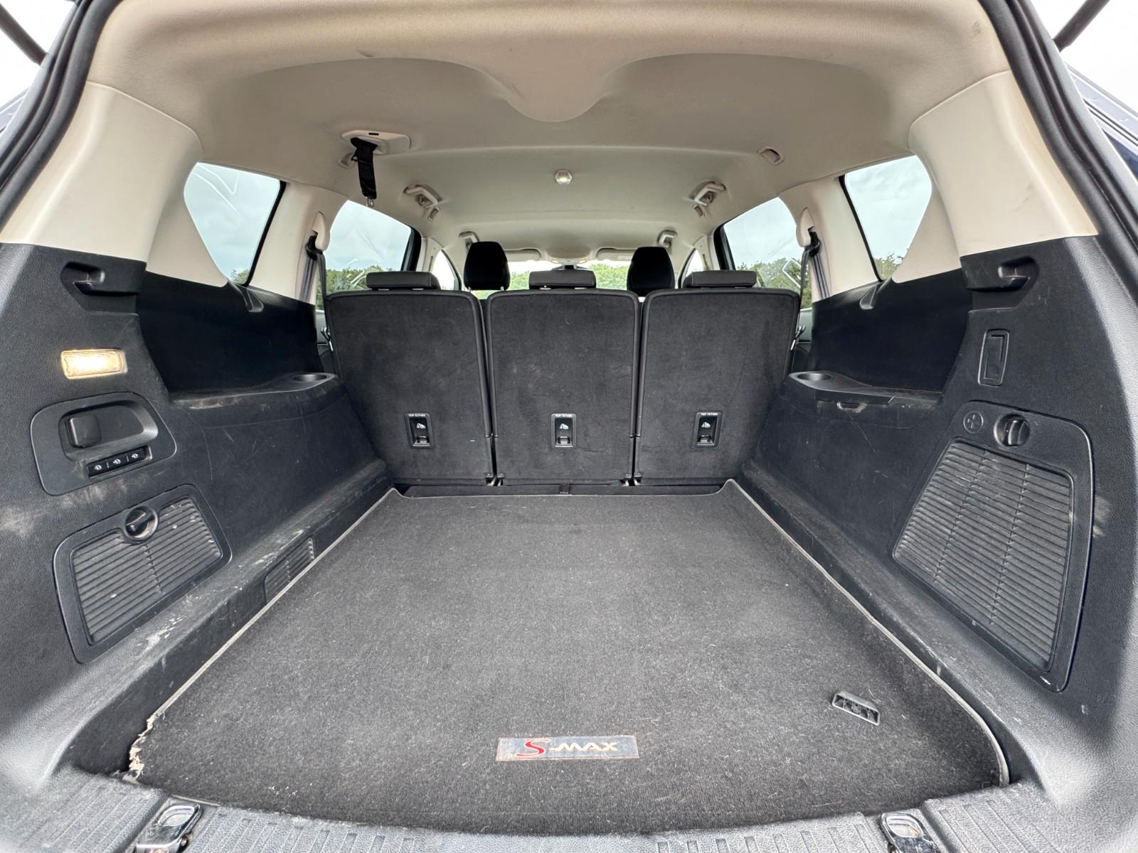 FORD S-MAX 2.0 TDCI 179CH - TITANIUM - BVA - SIÈGES SPORT- GPS -CAMÉRA