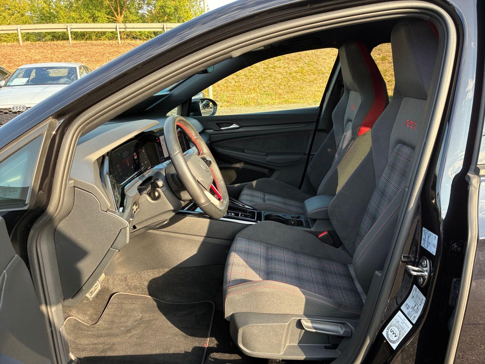 Volkswagen Golf VIII GTI 2.0 TSI DSG / BlackStyle, Matrix, миниатюра 12