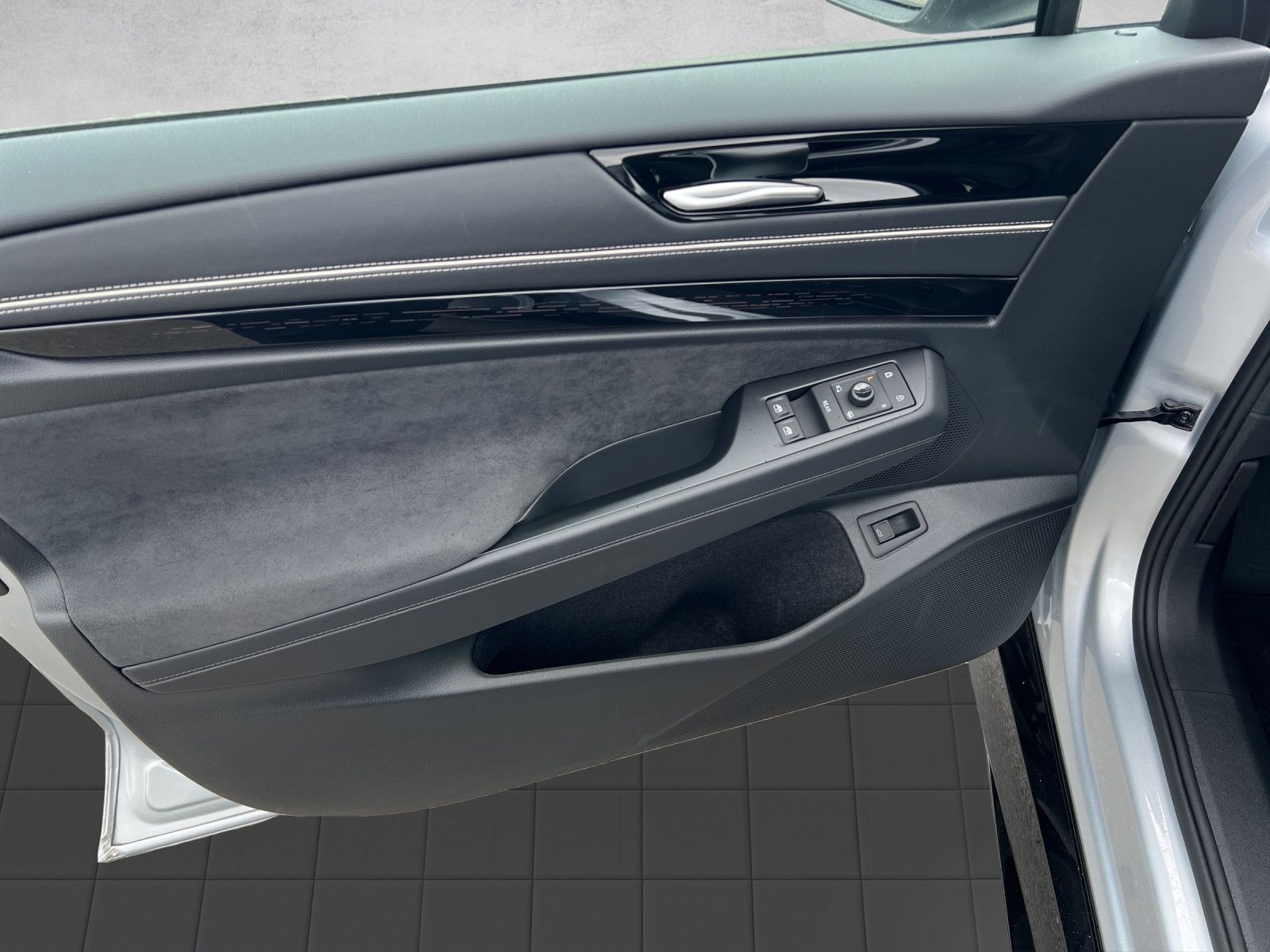 ID.7 Tourer Pro AHK*Navi*ACC*CarPlay