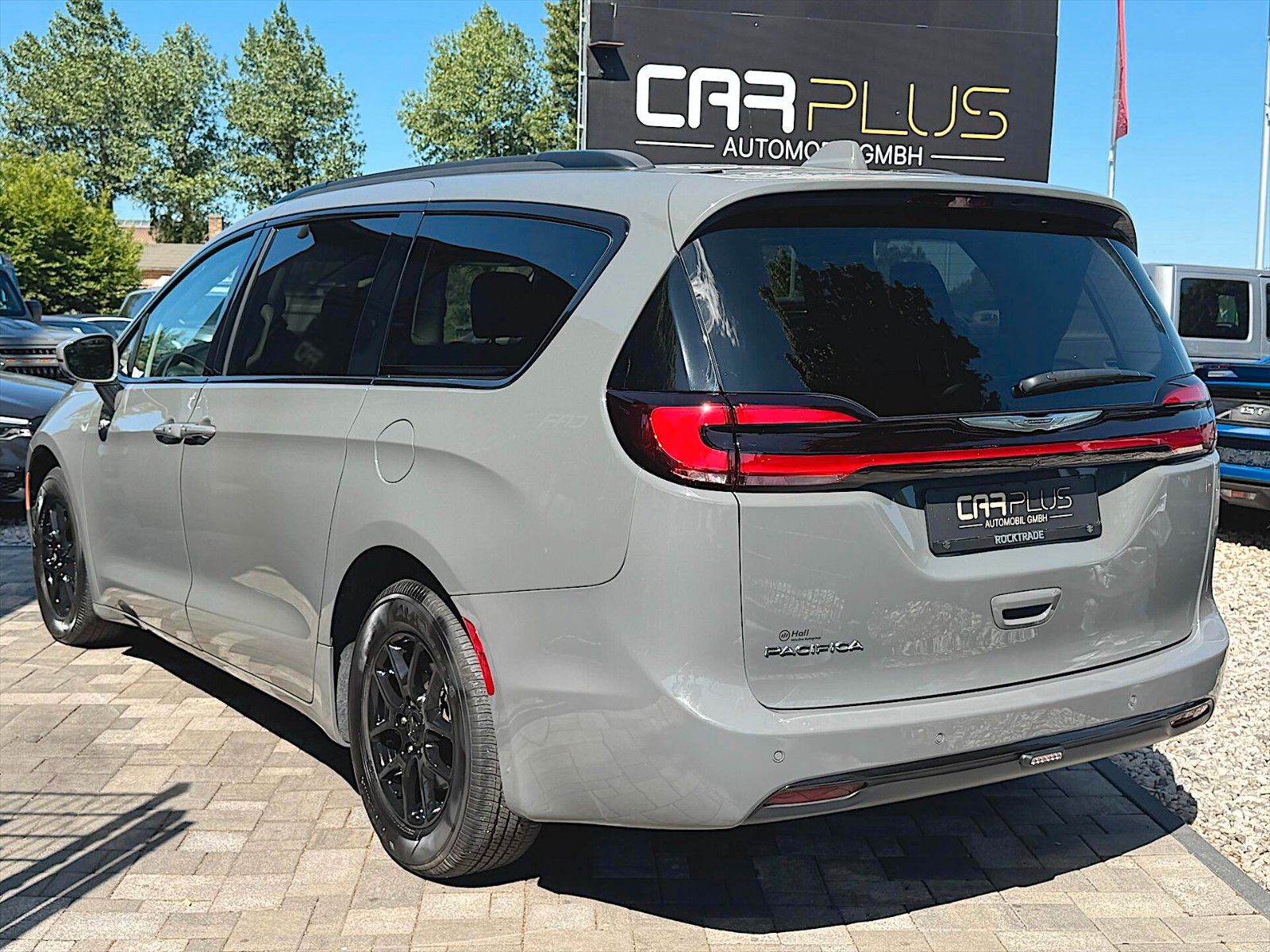 Fahrzeugabbildung Chrysler Pacifica 3.6 L V6 LIMITED LPG  *LED*CarPlay*ACC*