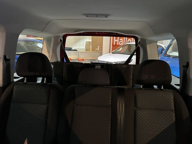 Ford Grand Tourneo Connect PHEV Titanium