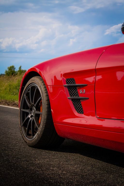 MERCEDES-BENZ SLS 2014