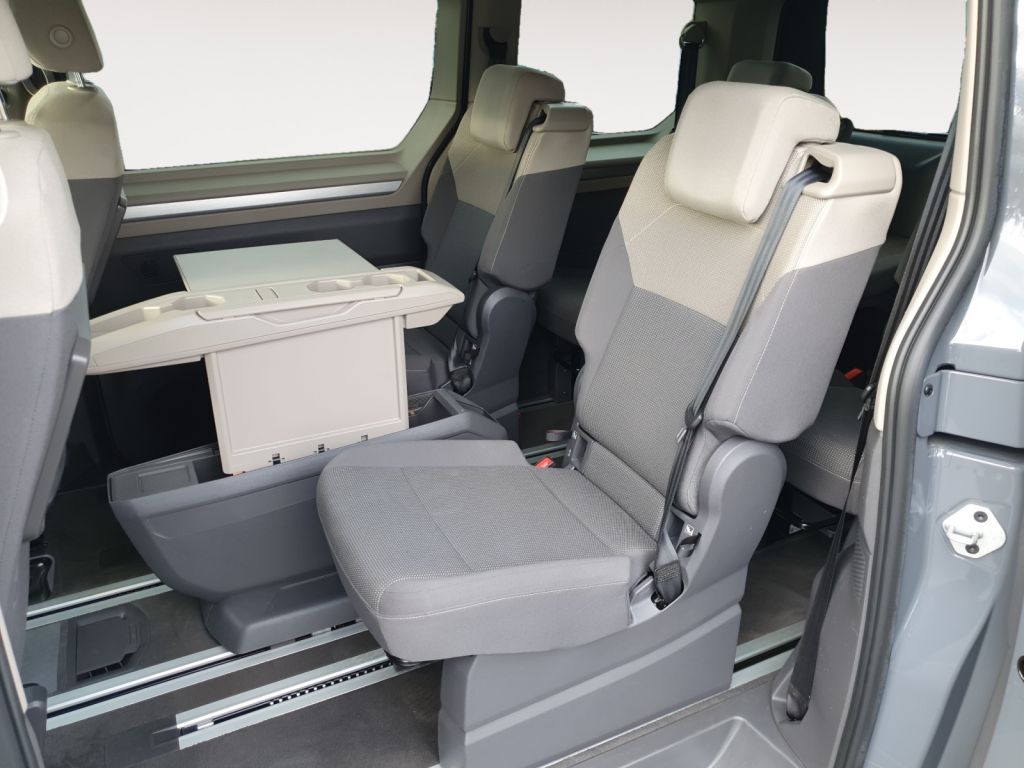 Fahrzeugabbildung Volkswagen T7 Multivan Edition IQ.Light AHZV ACC LED