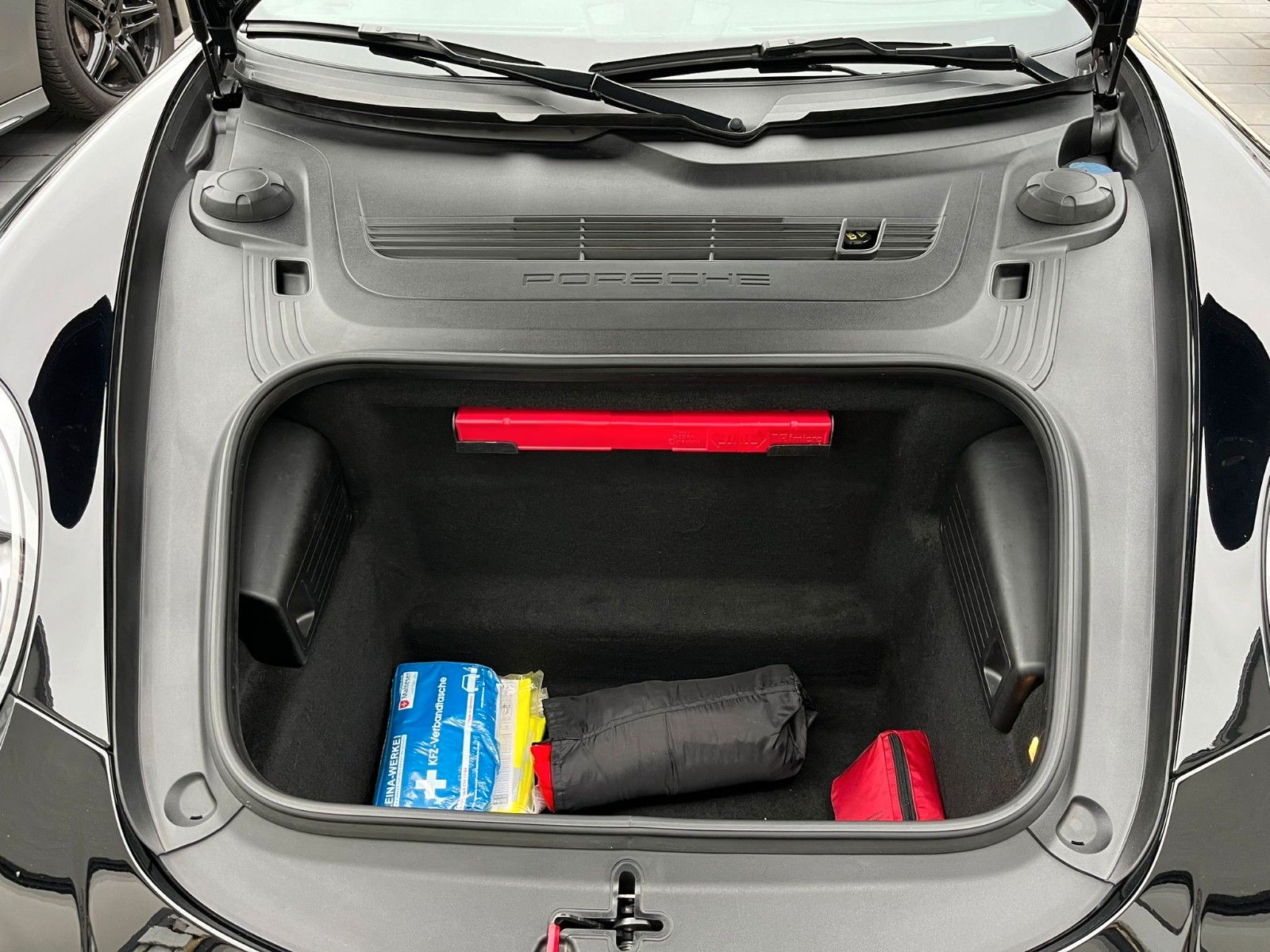 Fahrzeugabbildung Porsche 911 (991.2) Carrera 3.0 Coupe*RS-Spyder 20"*PDC*
