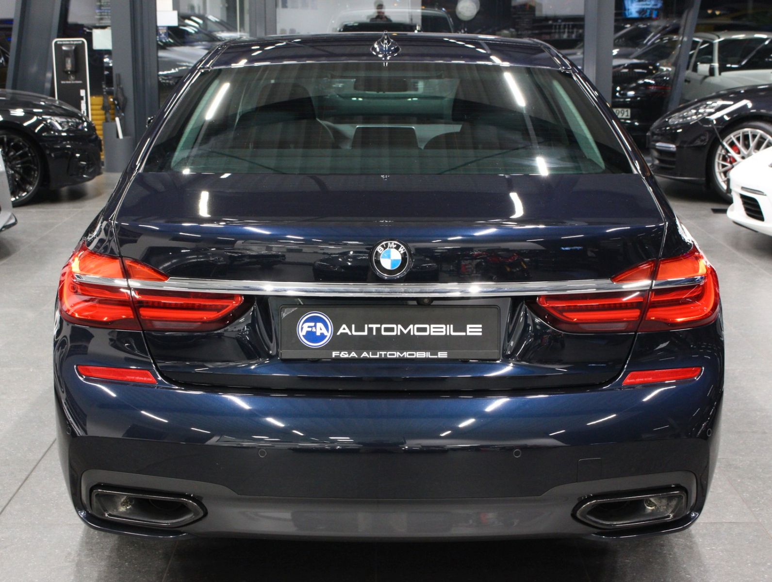 Fahrzeugabbildung BMW 730d*M-Sport Paket*Hud*Standh.GSD.Massagesitze