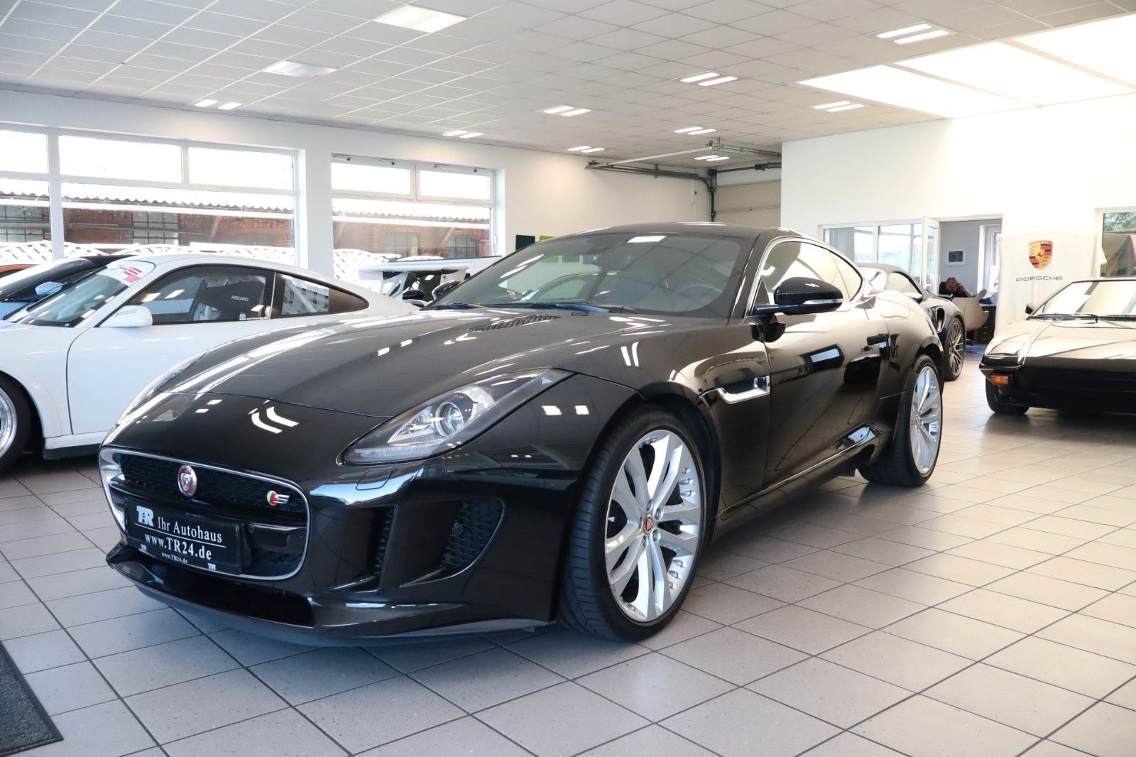 Fahrzeugabbildung Jaguar F-Type 3.0 V6 S Automatik, Keyless, Kamera