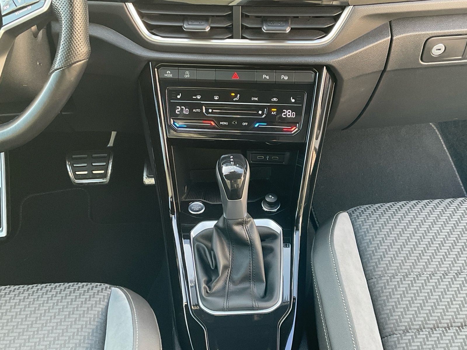 Volkswagen T-Roc - Bild 11