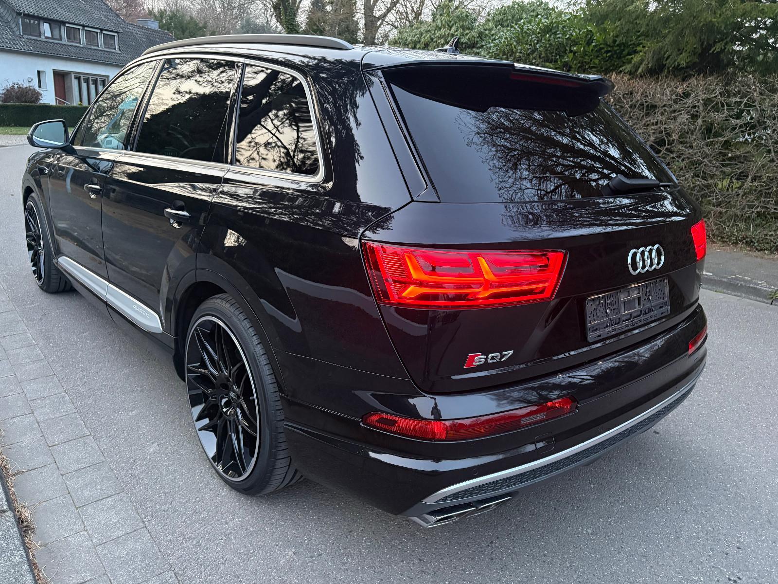 Audi SQ7 4.0 TDI-22ZOLL-PANO-AHK-LED-MEMO-LUFT-KAMERA