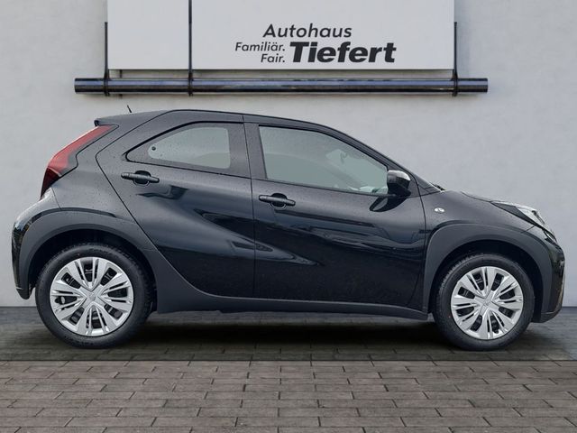 Aygo X Play