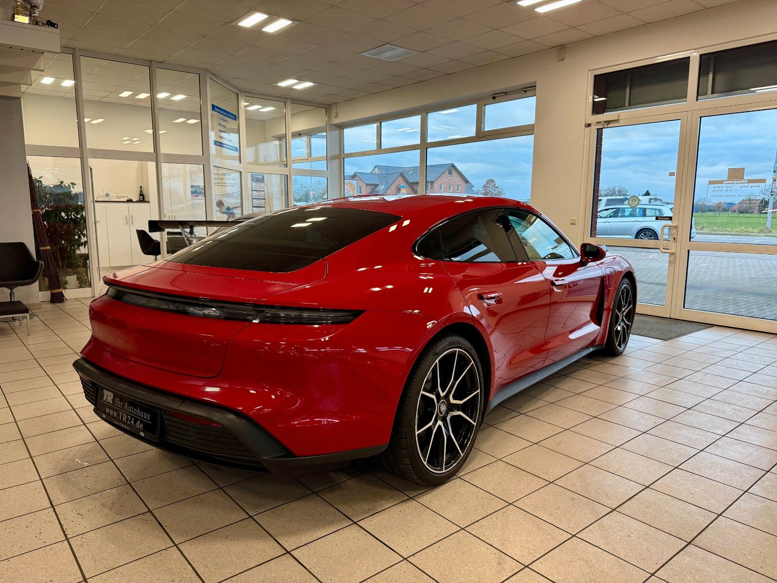 Fahrzeugabbildung Porsche Taycan ACC/BOSE/21Zoll/Klimasitze/APPROVED