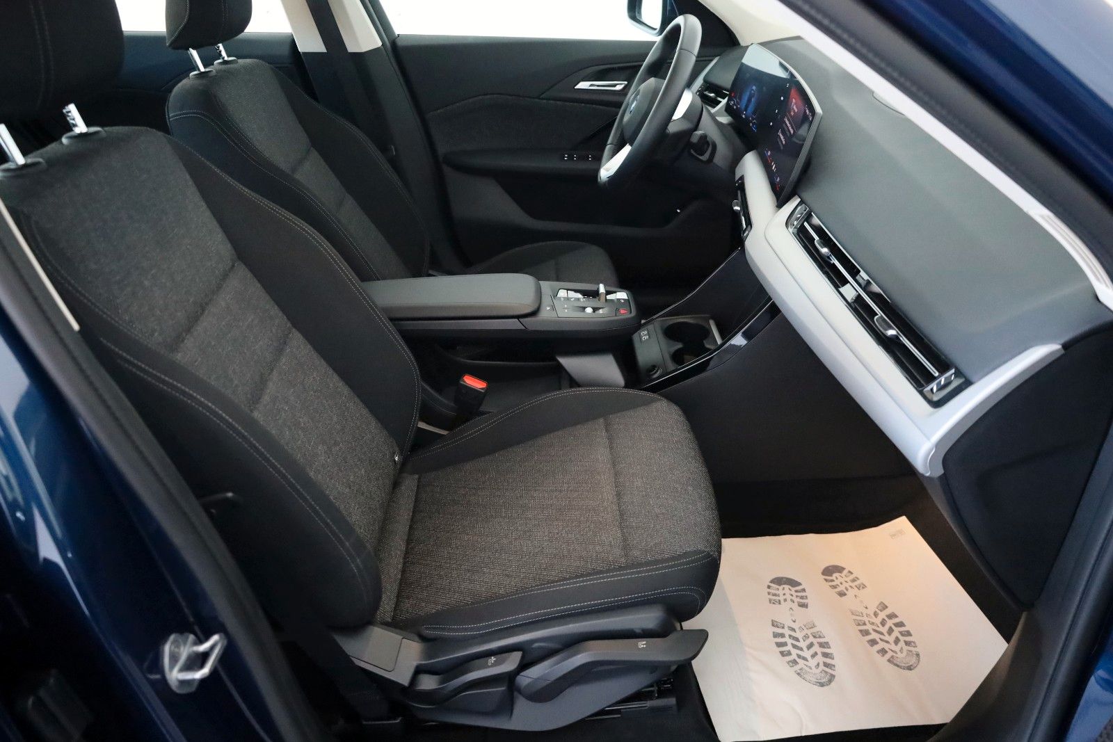 Fahrzeugabbildung BMW X1 xDrive25e,Navi,LED,Kamera,SH,CarPlay