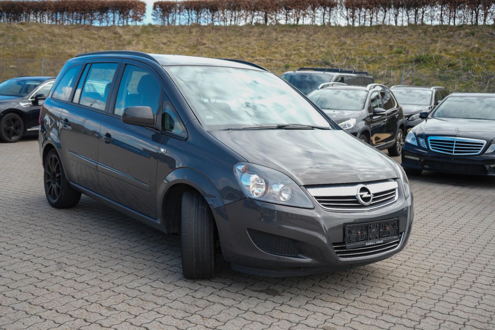 Opel Zafira B Family