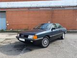Audi 100 2.2 E - blaue Audi 100