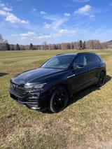 Volkswagen Touareg 4.0 V8 R-Line+Last Edition Top Zustand! - Volkswagen Touareg: La
