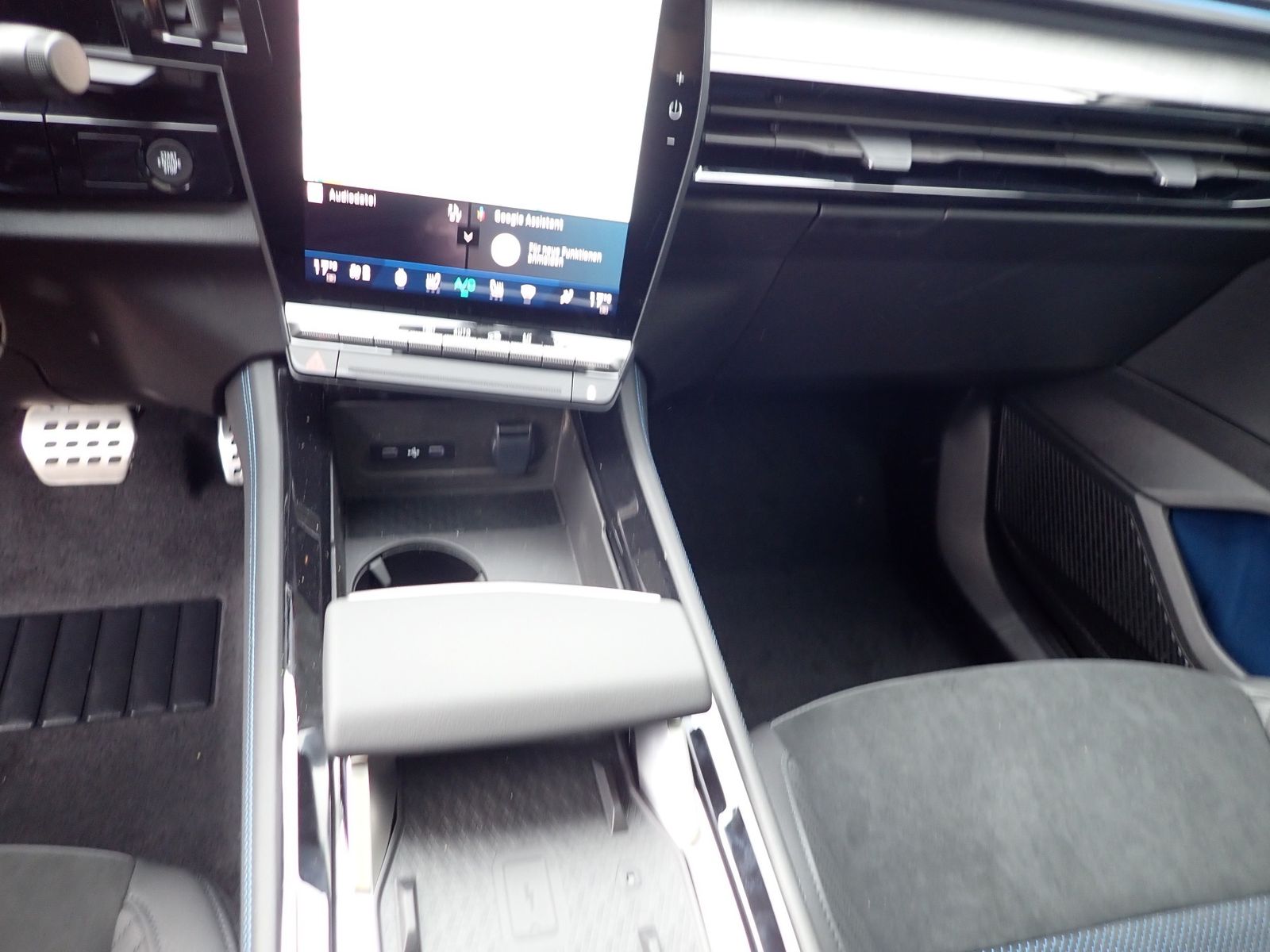 Fahrzeugabbildung Renault Rafale Esprit Alpine Full Hybrid E-Tech 200