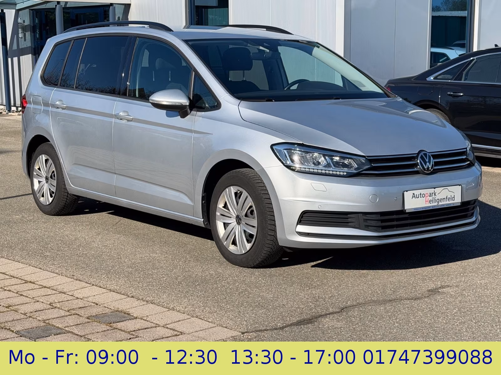 Volkswagen Touran 2.0 TDI DSG Highline LED Navi 1H RCam Tüv