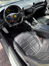 2020 Ferrari GTC4LUSSO — миниатюра 13
