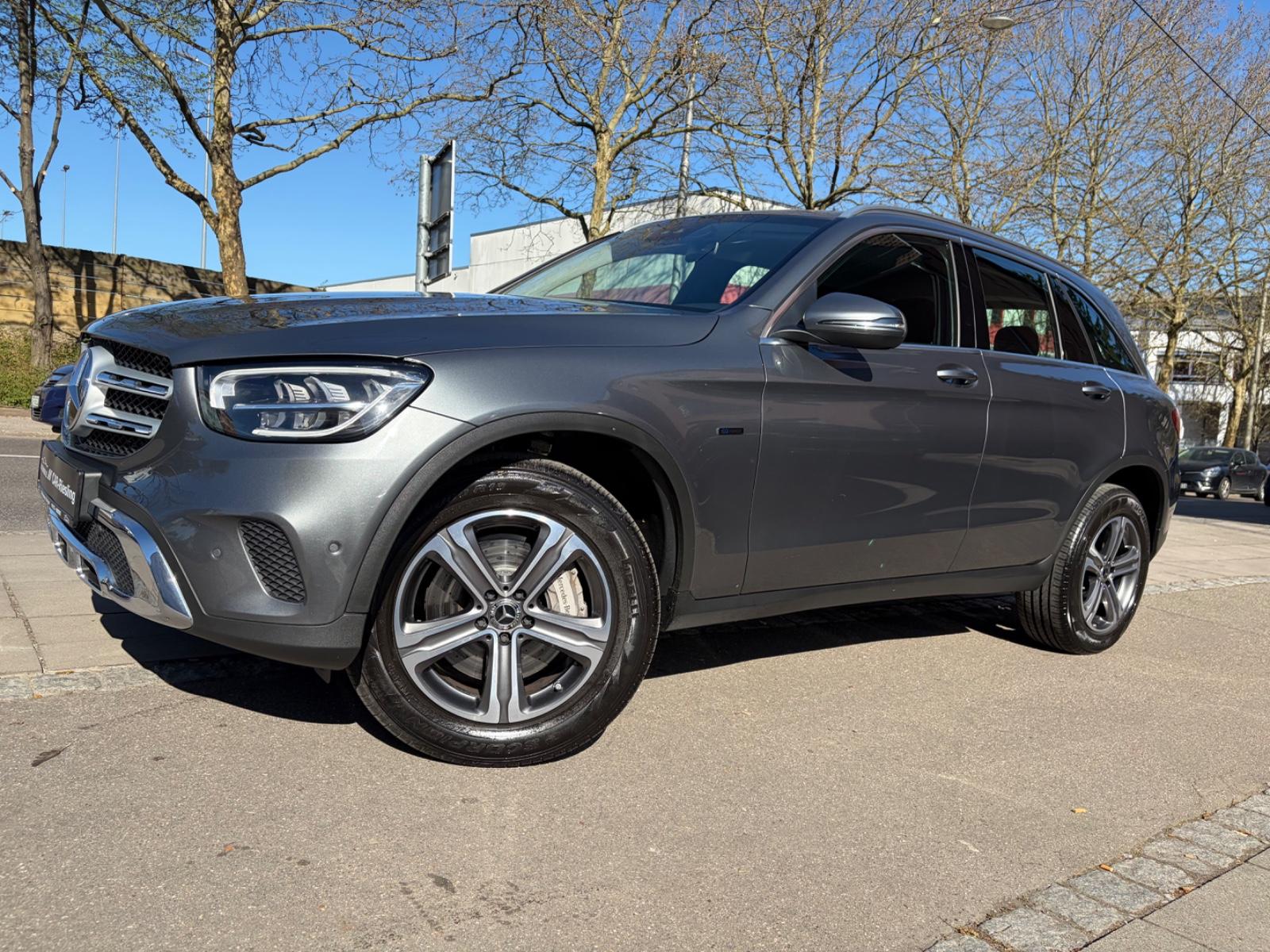 Mercedes-Benz GLC 300 de 4Matic/KAMERA/DAB/I HAND