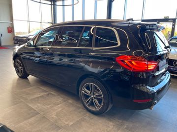 BMW 218 d Gran Tourer Sport Line *Kamera*Klima*Navi*