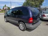 Chrysler Voyager LE 3.3 V6 Automatik TÜV=12/2025+6-Sitzer - Chrysler Voyager: 3.3