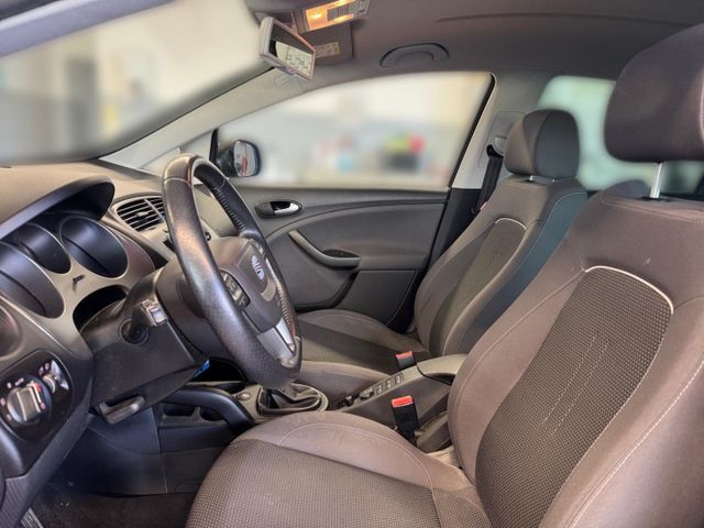 Altea 4You i-Tech 1.2 TSI PDC Klimaautomatik Rad