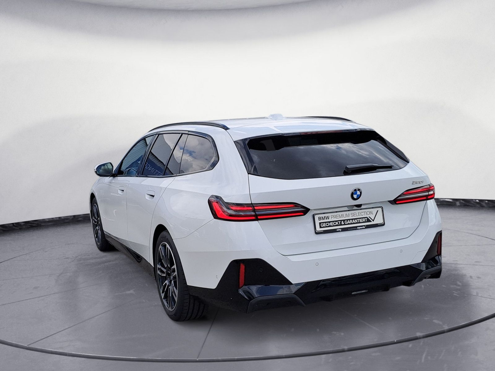 BMW 520i Touring M Sportpaket pro foto 4