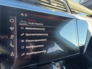 صورة مصغرة 21 لـ 2024 AUDI Q8 E-TRON