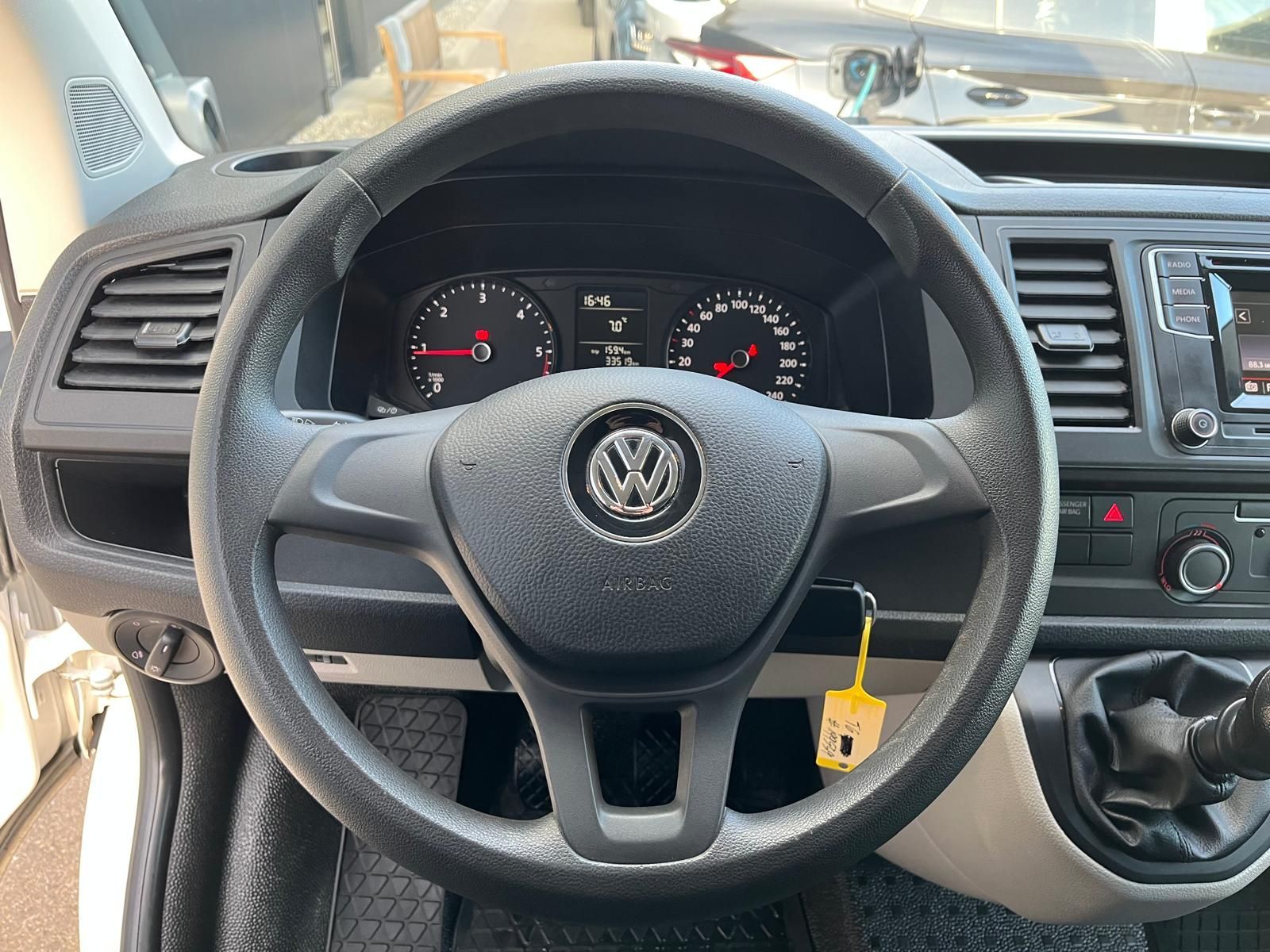 Volkswagen T6 Transporter - Bild 8