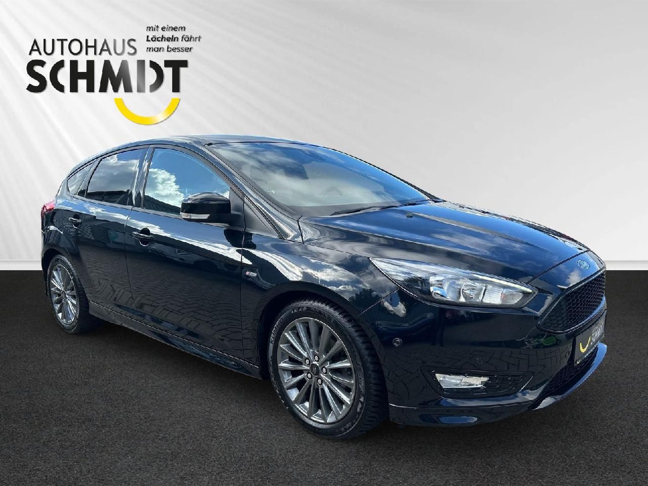 Fahrzeugabbildung Ford Focus Lim. 1,0 ST-Line