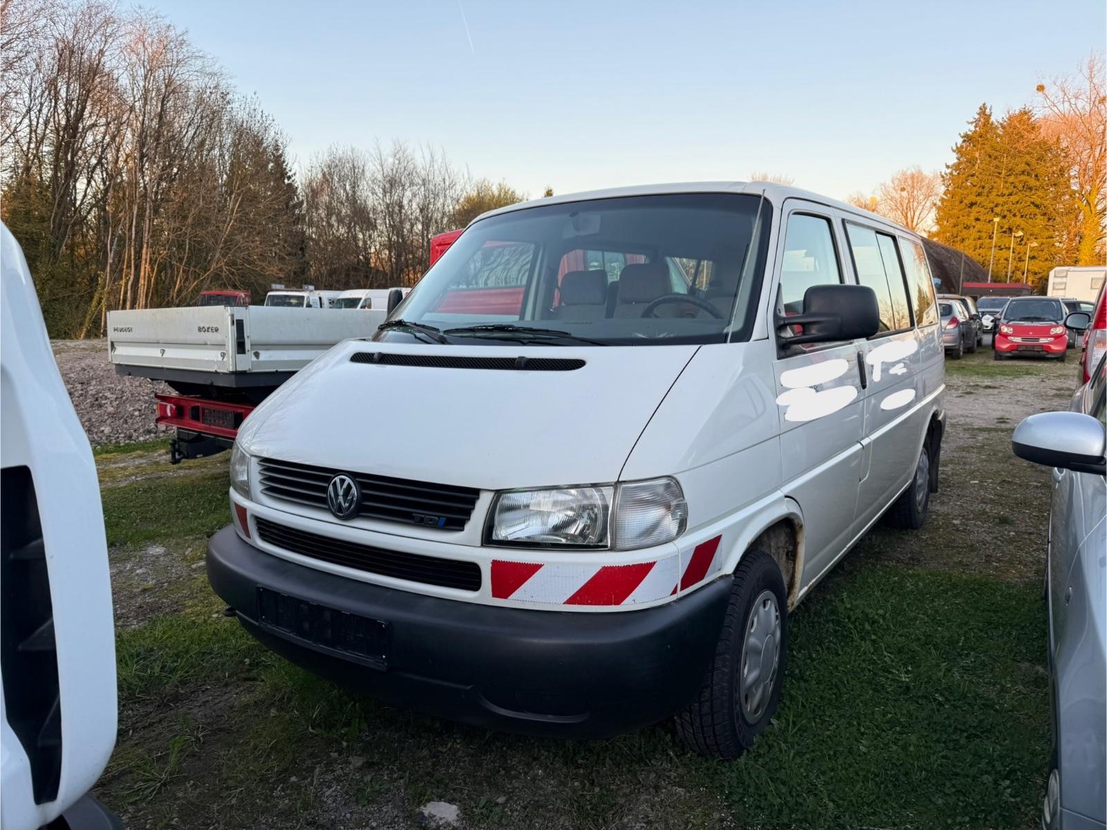 Volkswagen T4 Caravelle 2.5 TDI 65kW lang*KLIMA*