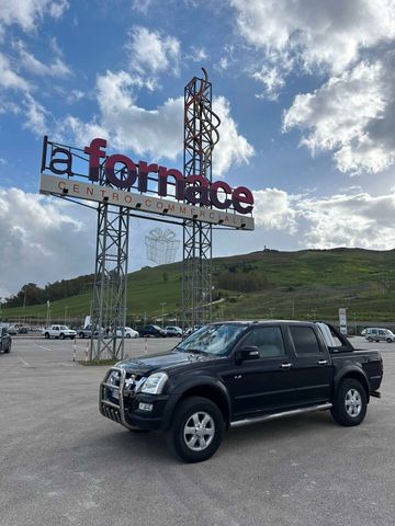 Isuzu D-Max 3.0 TD cat Space Cab 4WD Pick-up L